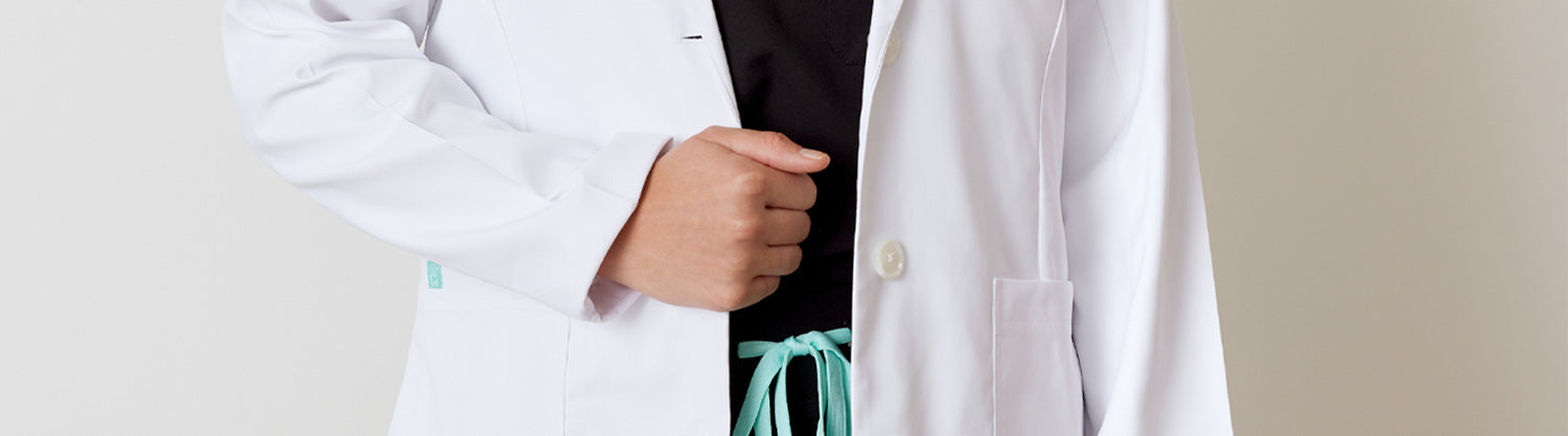 What Is a Medical Resident, and Why Don’t They Always Wear a White Lab Coat?