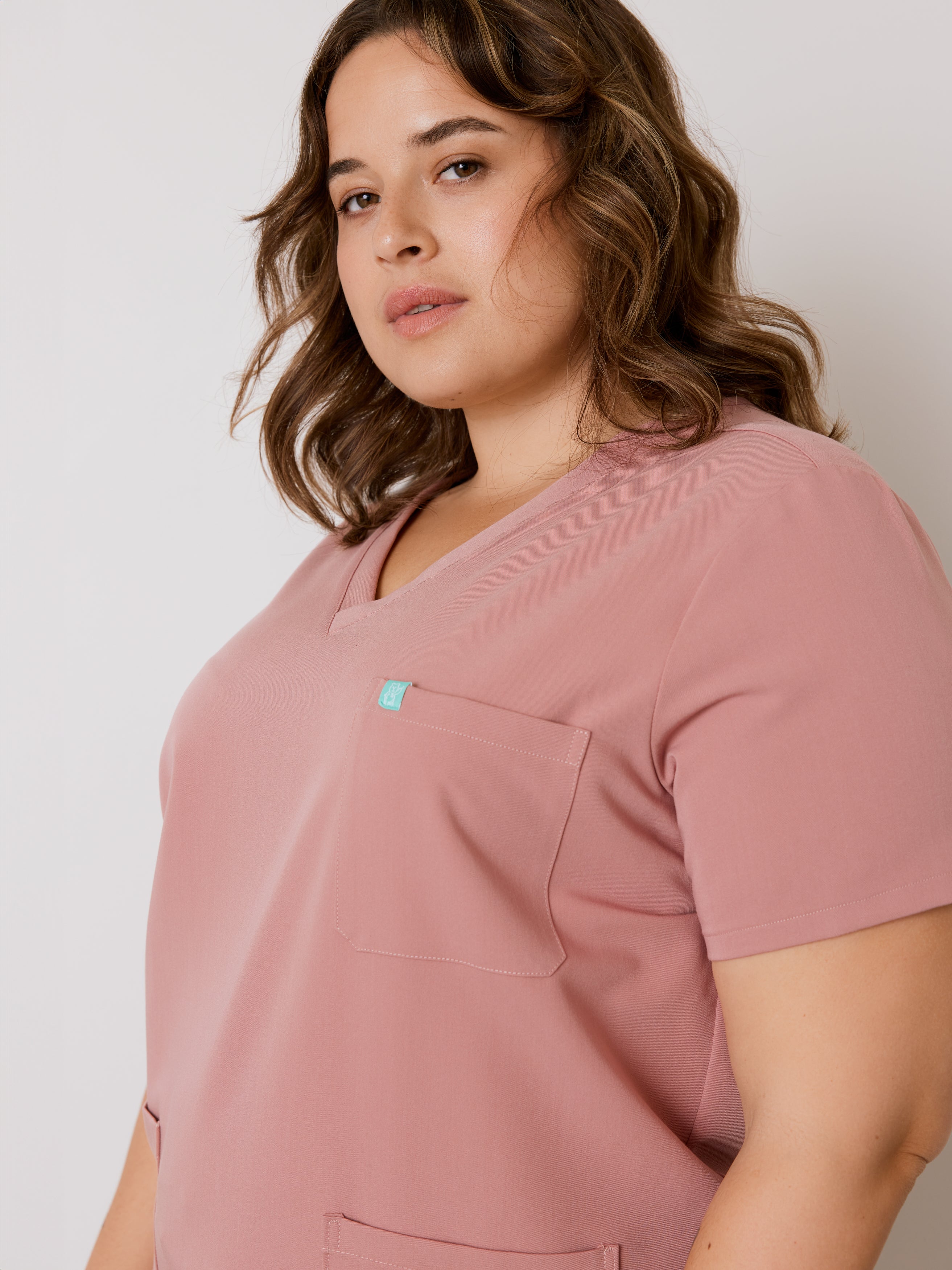 CHLOE RE-GARDE™ - BLUSH - Three Pockets Scrub Top - SILVADUR™ - Final Sale
