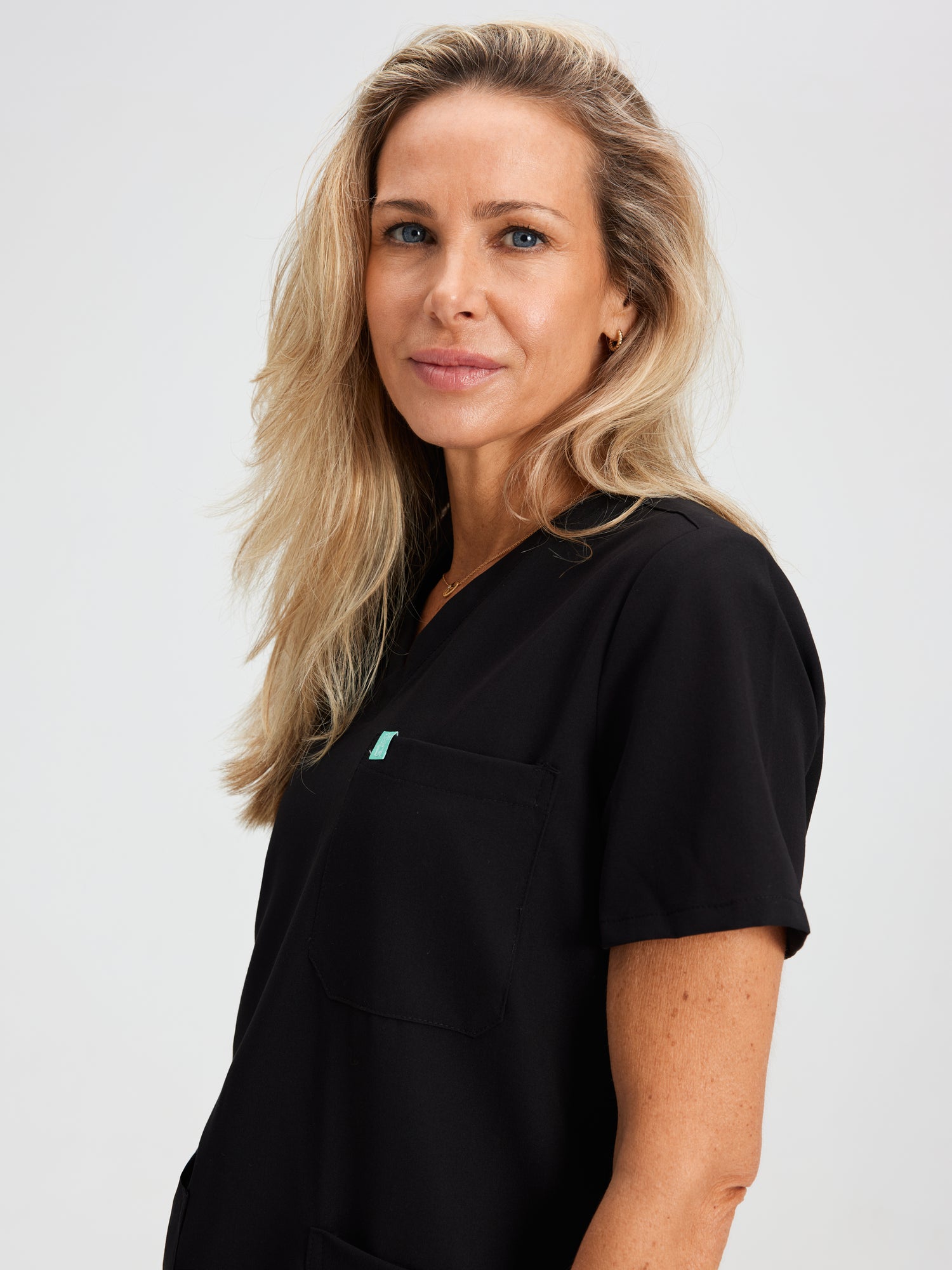 CHLOE RE-GARDE™ - NOIR - Haut Trois Poches - SILVADUR™