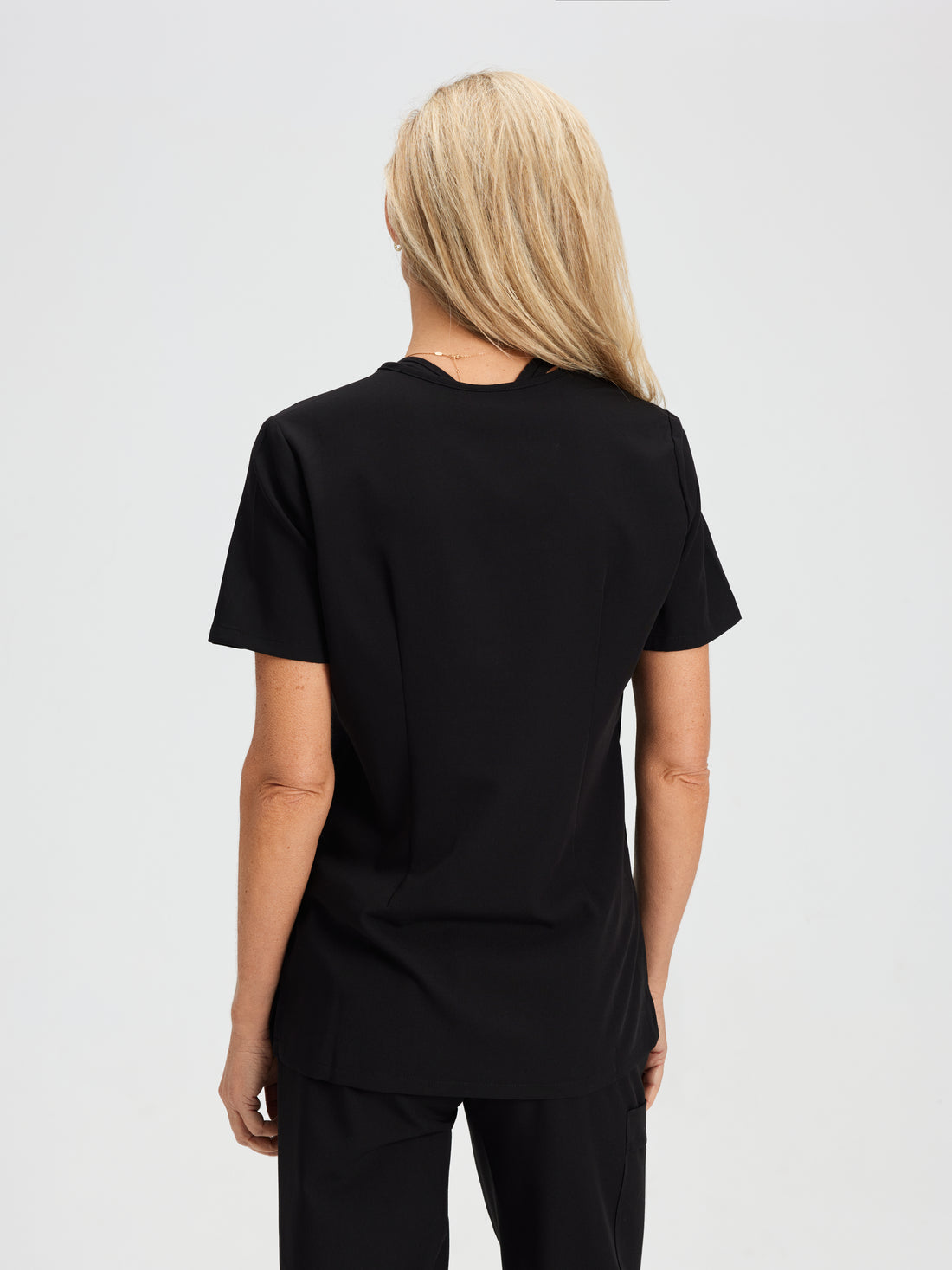 CHLOE With King Animal Hospital EMBROIDERY - BLACK - Three Pockets Scrub Top - SILVADUR™
