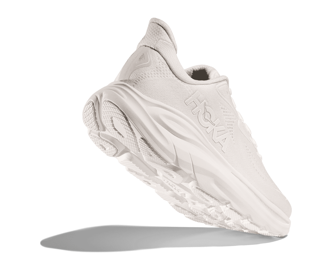 Women's Hoka Clifton 10 White / White