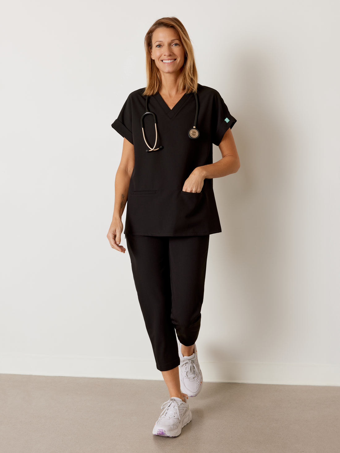 EVA RE-GARDE™ - BLACK - 7/8 Scrub Pants - SILVADUR™