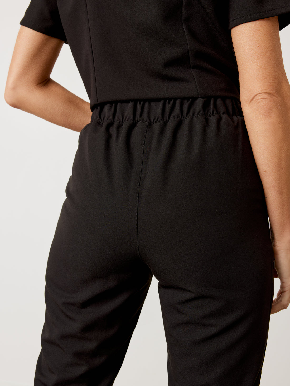 EVA RE-GARDE™ - BLACK - 7/8 Scrub Pants - SILVADUR™