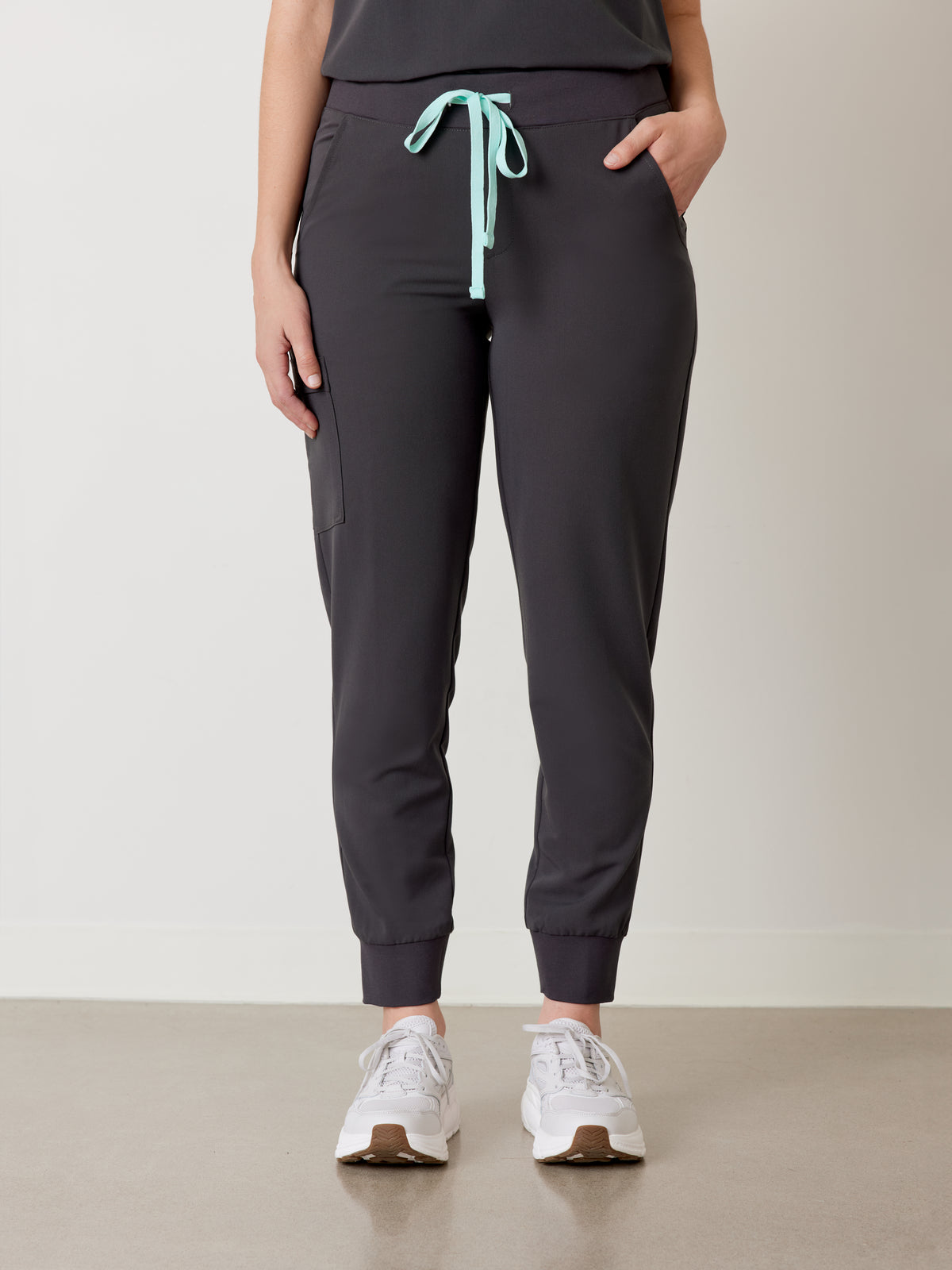 DEMI for uOttawa - CHARCOAL - Jogger Scrub Pants - SILVADUR™
