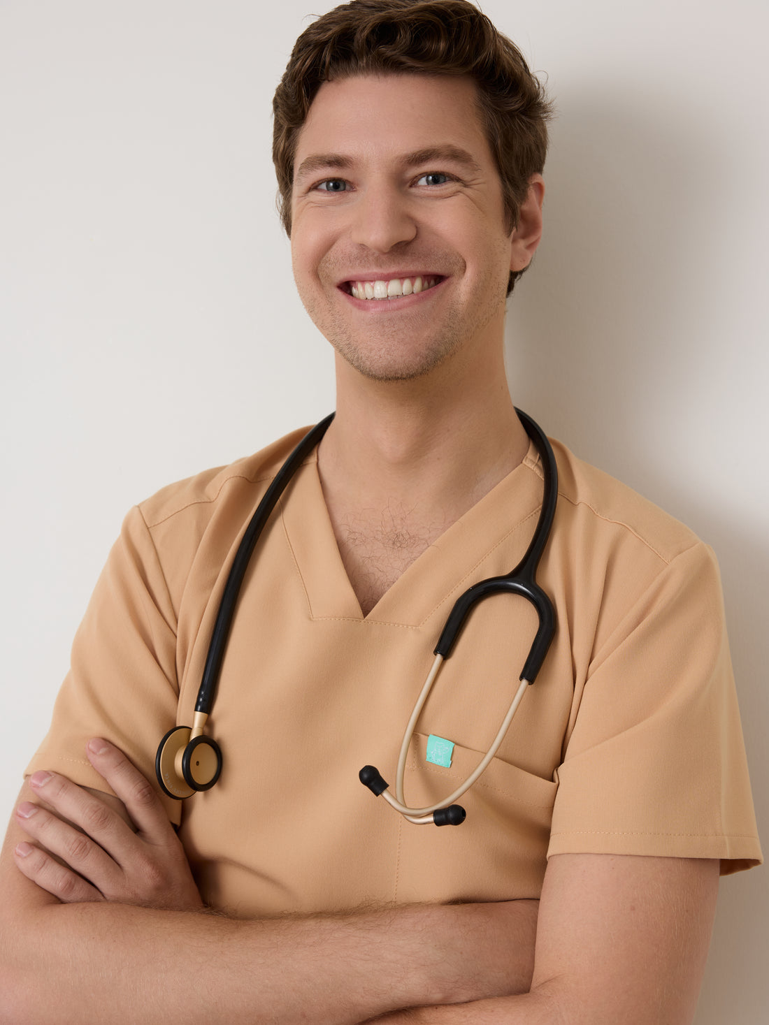 LOGAN RE-GARDE™ - SPICED EARTH - One Pocket Men's Scrub Top - SILVADUR™