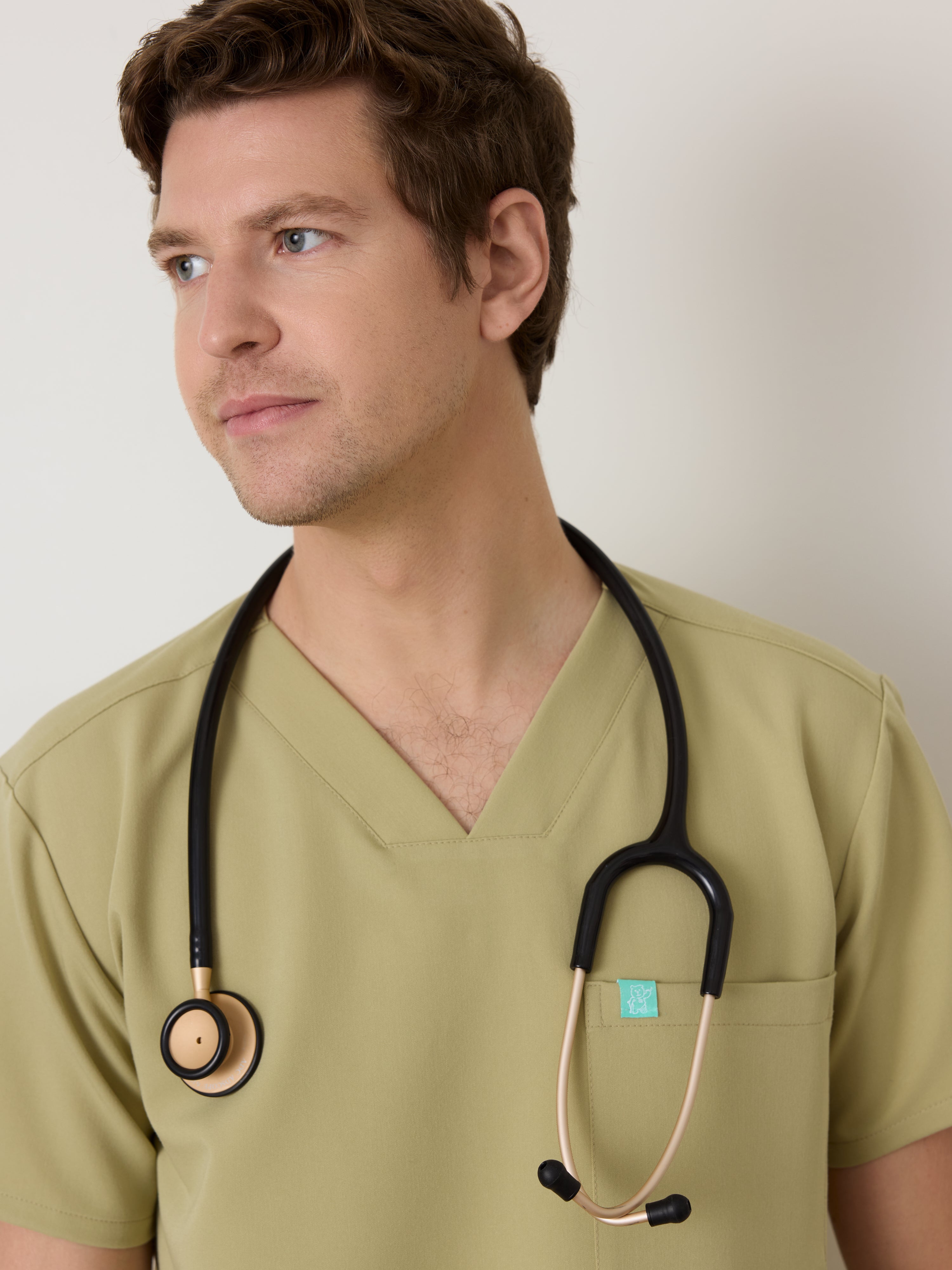 LOGAN RE-GARDE™ - SAGE - One Pocket Men's Scrub Top - SILVADUR™