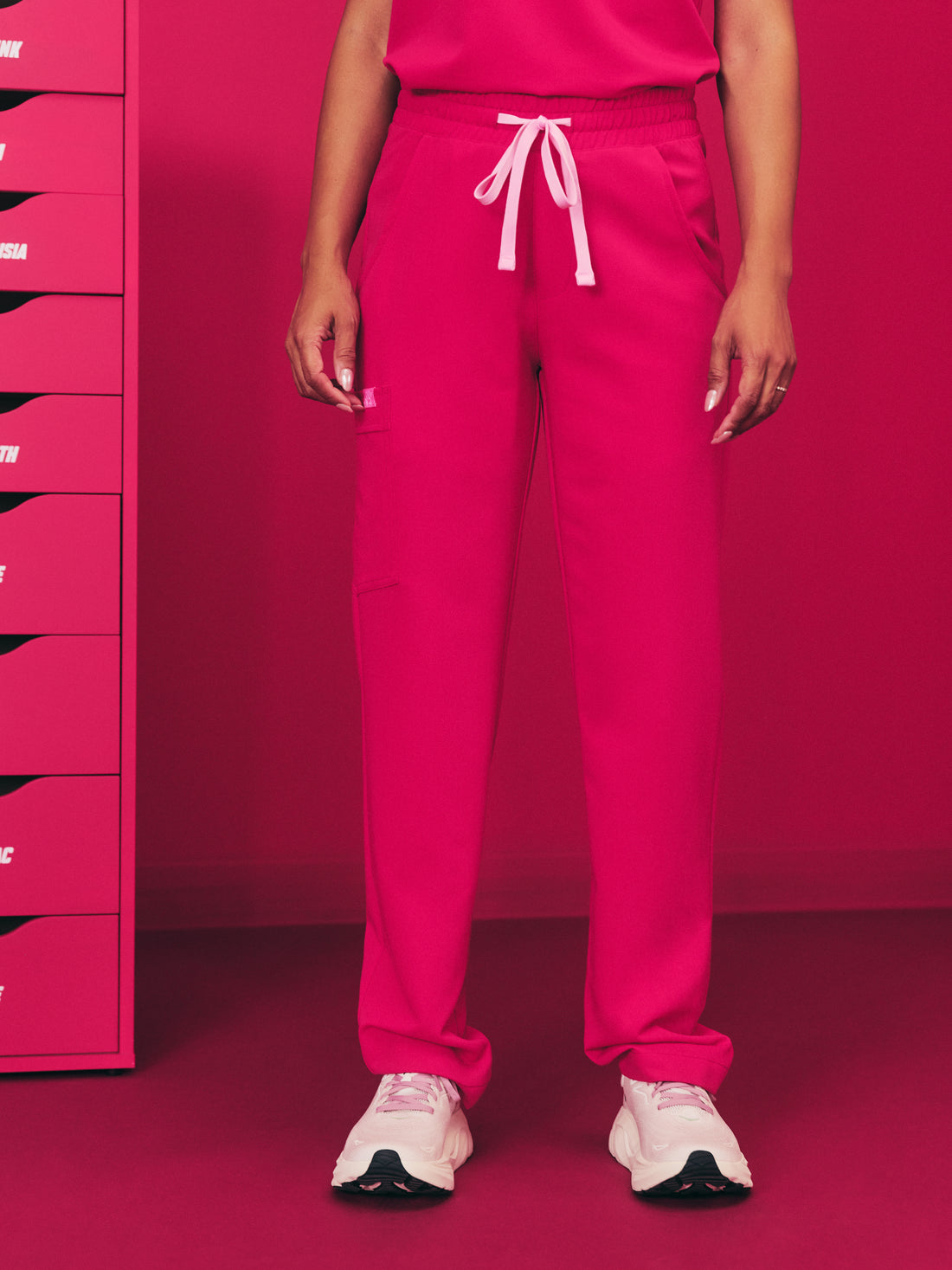 JULIETA RE-GARDE™ - VIBRANT FUCHSIA - Pantalon Coupe Droite - SILVADUR™