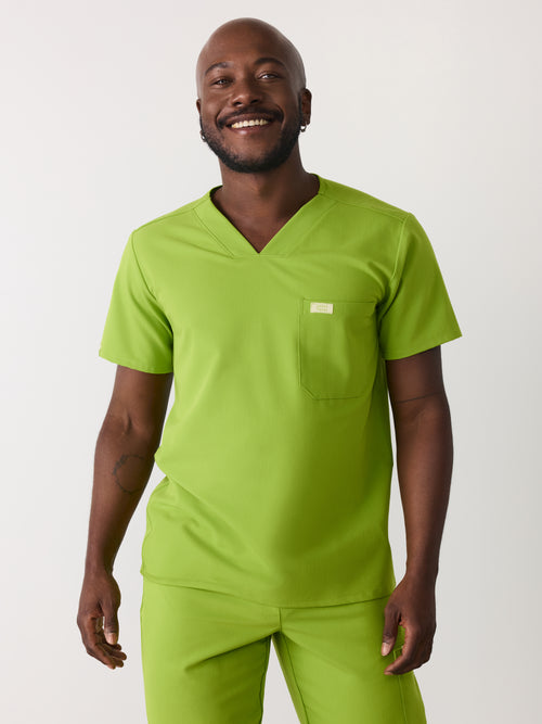 LOGAN RE-GARDE™ - GRUMPY GREEN - One Pocket Men's Scrub Top - SILVADUR™