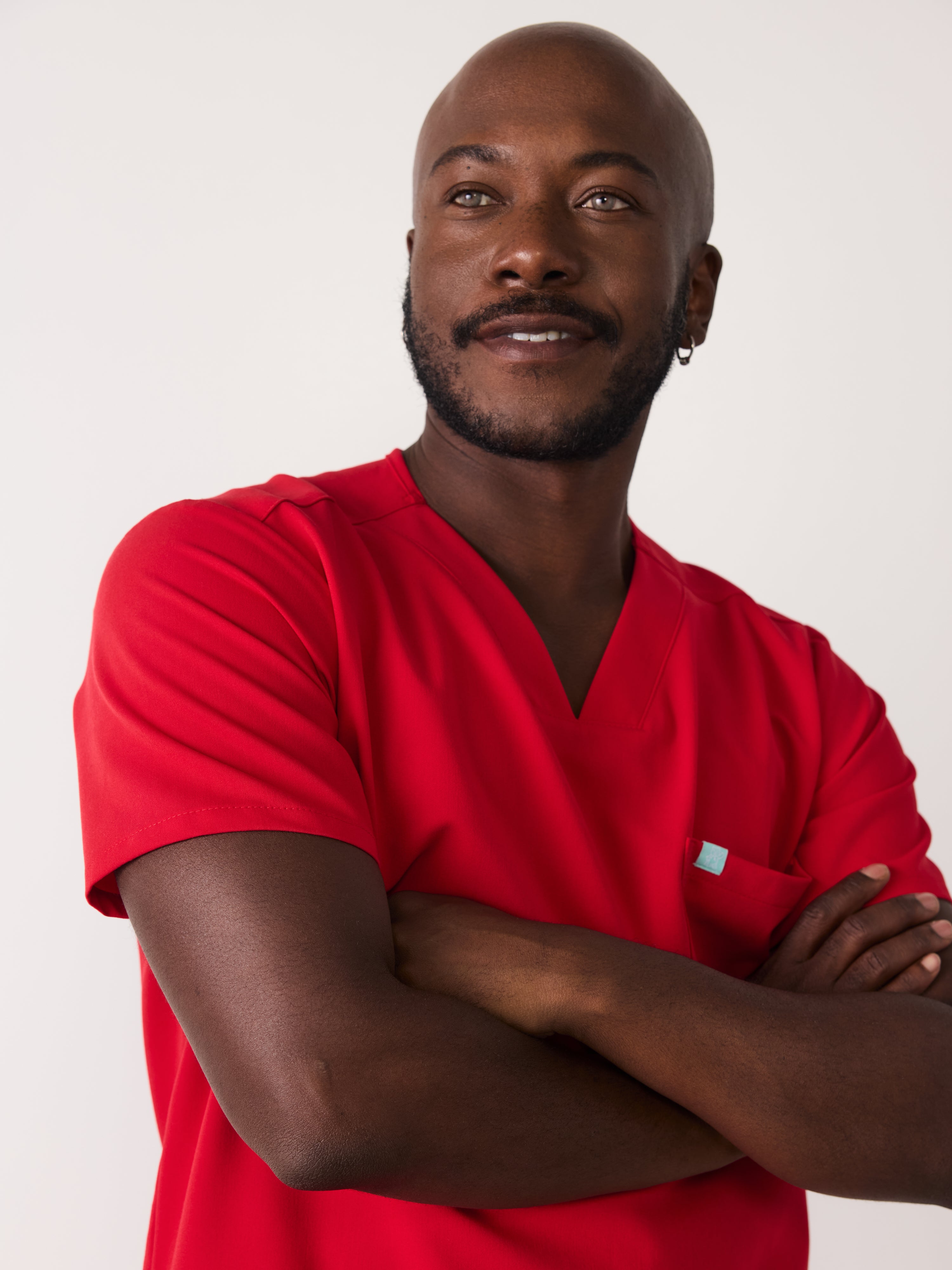 LOGAN RE-GARDE™ - CANDY CANE - One Pocket Men's Scrub Top - SILVADUR™