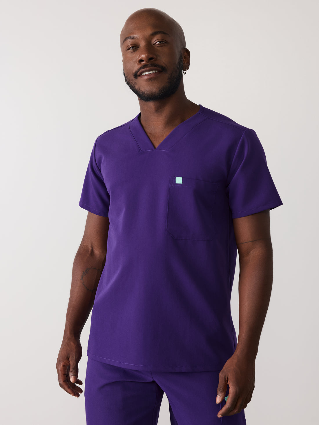 LOGAN RE-GARDE™ - MIDNIGHT VELVET - One Pocket Men's Scrub Top - SILVADUR™