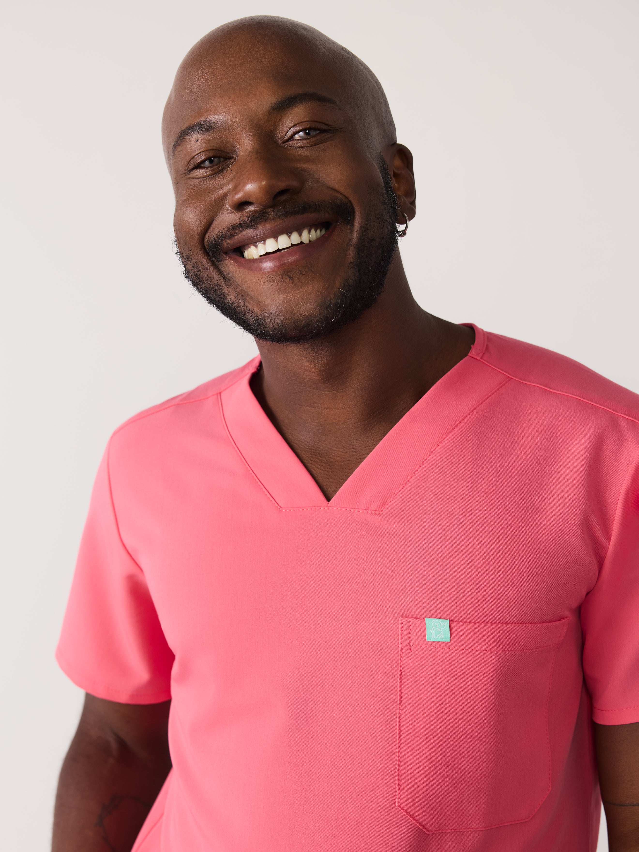 LOGAN RE-GARDE™ - WARM EMBER - One Pocket Men's Scrub Top - SILVADUR™