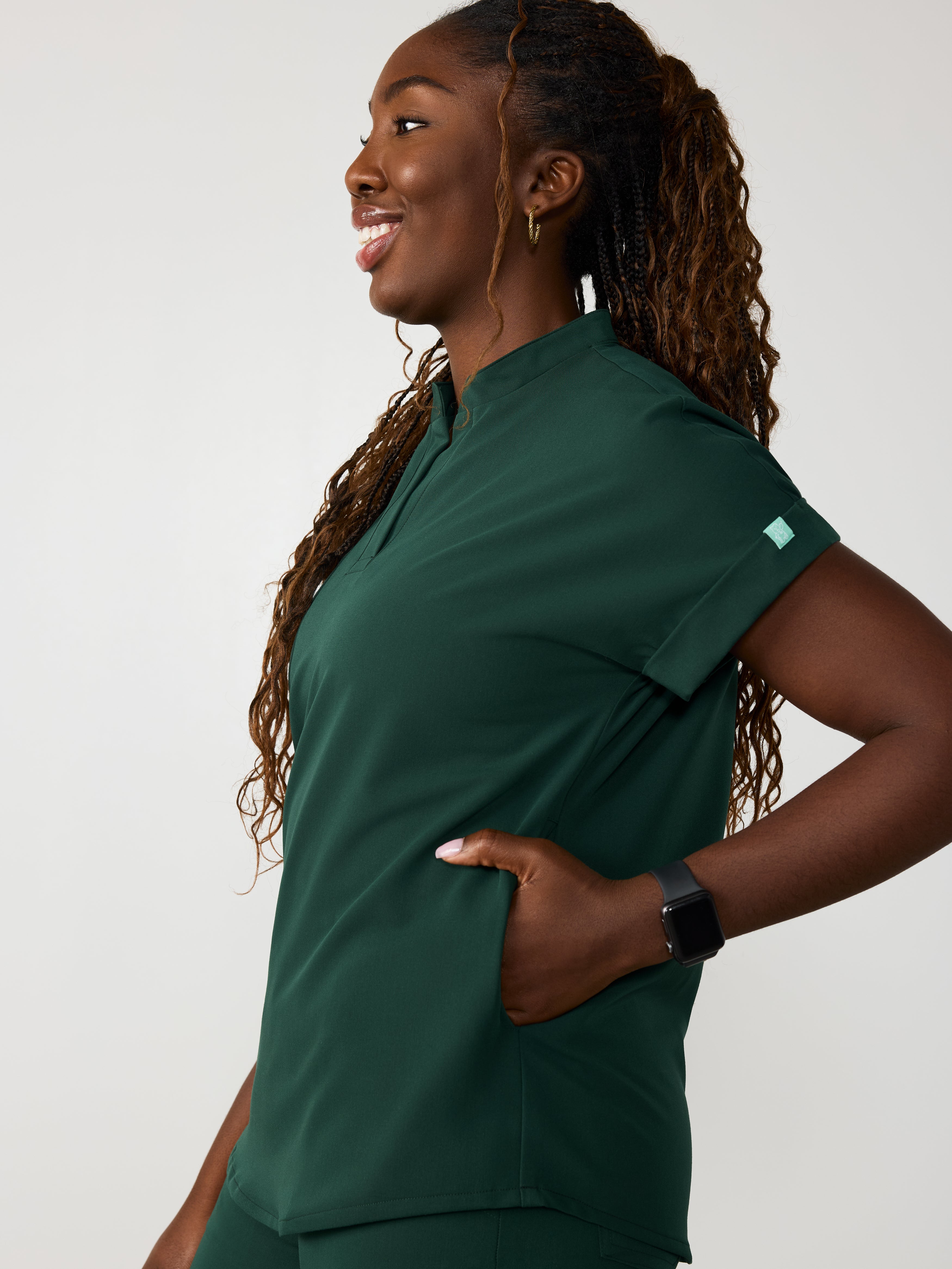 CHARLIE RE-GARDE™ - FOREST GREEN - Mandarine Collar Scrub Top - SILVADUR™