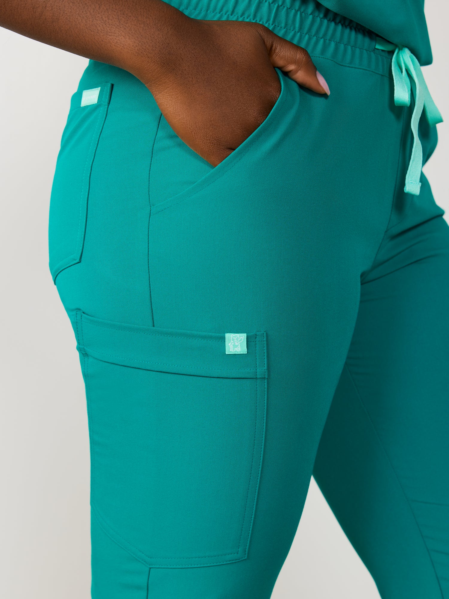 ROSIE RE-GARDE™ - MENTHE ARCTIQUE - Pantalon Jogger - SILVADUR™