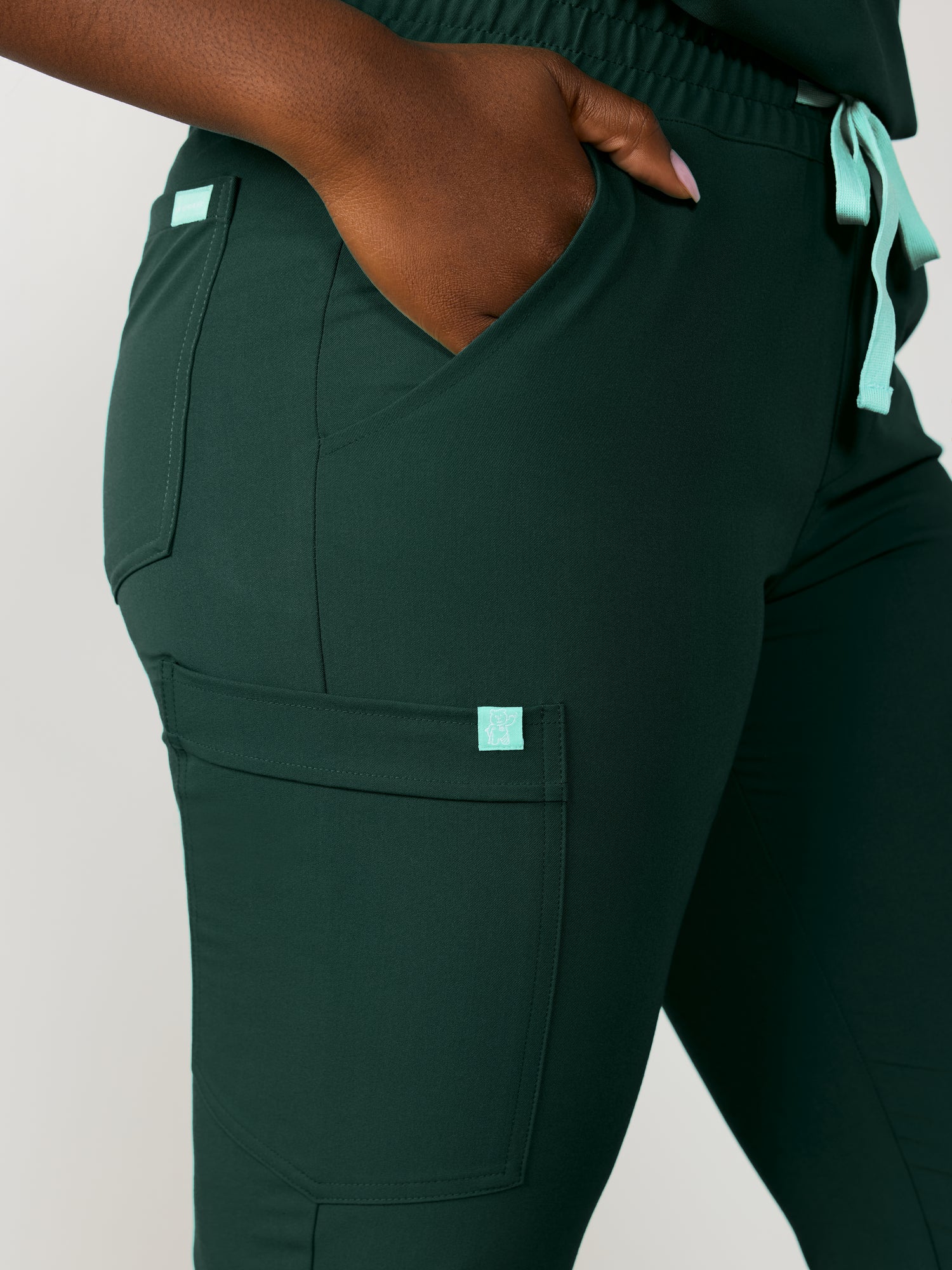 ROSIE RE-GARDE™ - VERT FORÊT - Pantalon Jogger - SILVADUR™