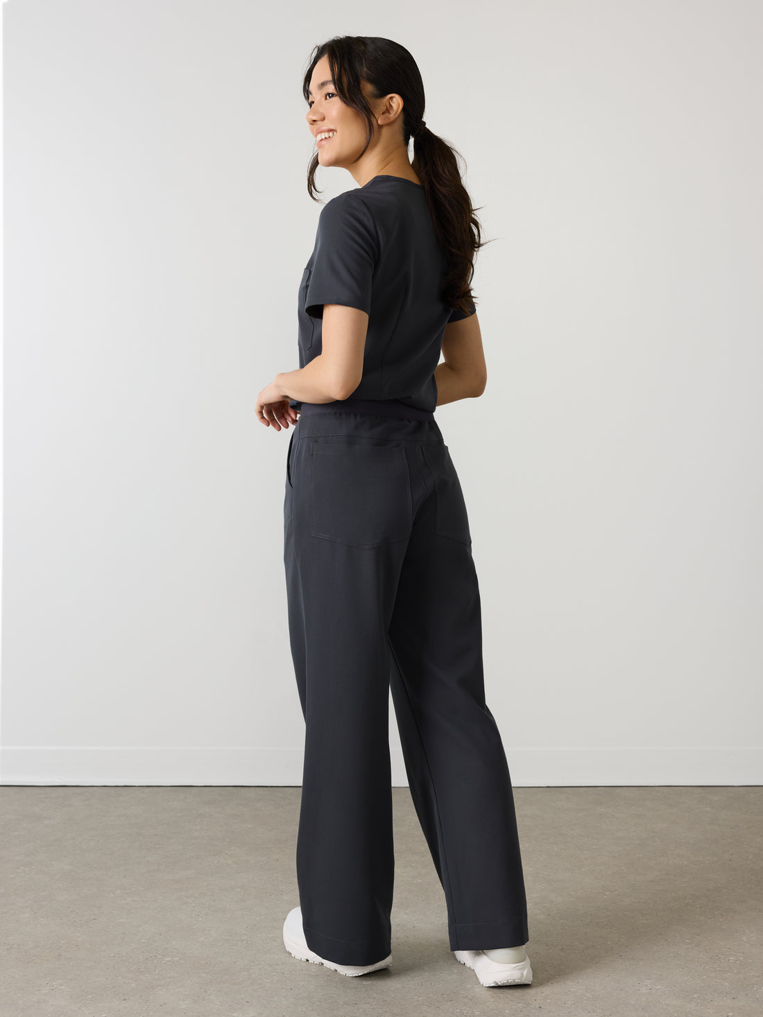MILA for uOttawa - CHARCOAL - Wide Leg Scrub Pants - SILVADUR™