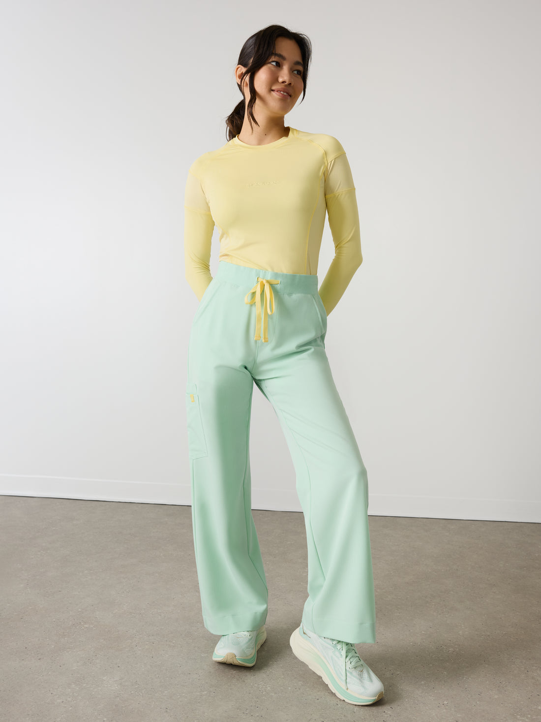 Chandail Underscrub Ultra-Performant - Jaune beurre - Manches Longues Pour Femme