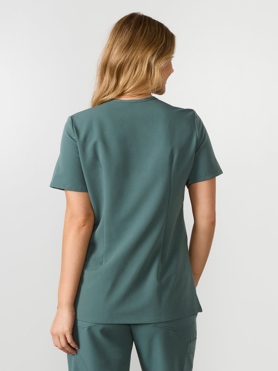 LIV RE-GARDE™ - BOREAL - Three Pockets Scrub Top - SILVADUR™