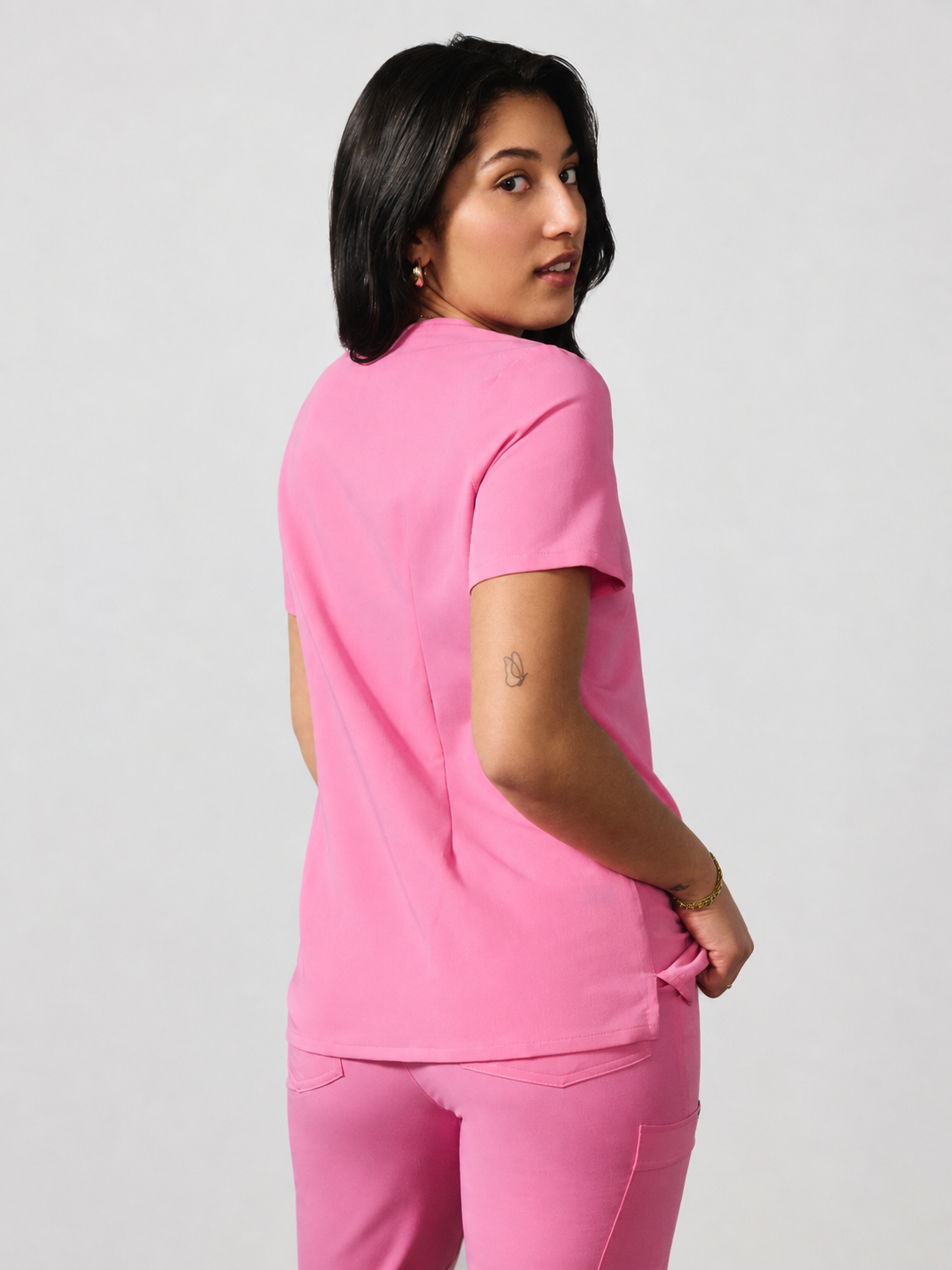 GABRIELLE RE-GARDE™ - G-M x PONY PINK - One Pocket Scrub Top - SILVADUR™ - Final Sale