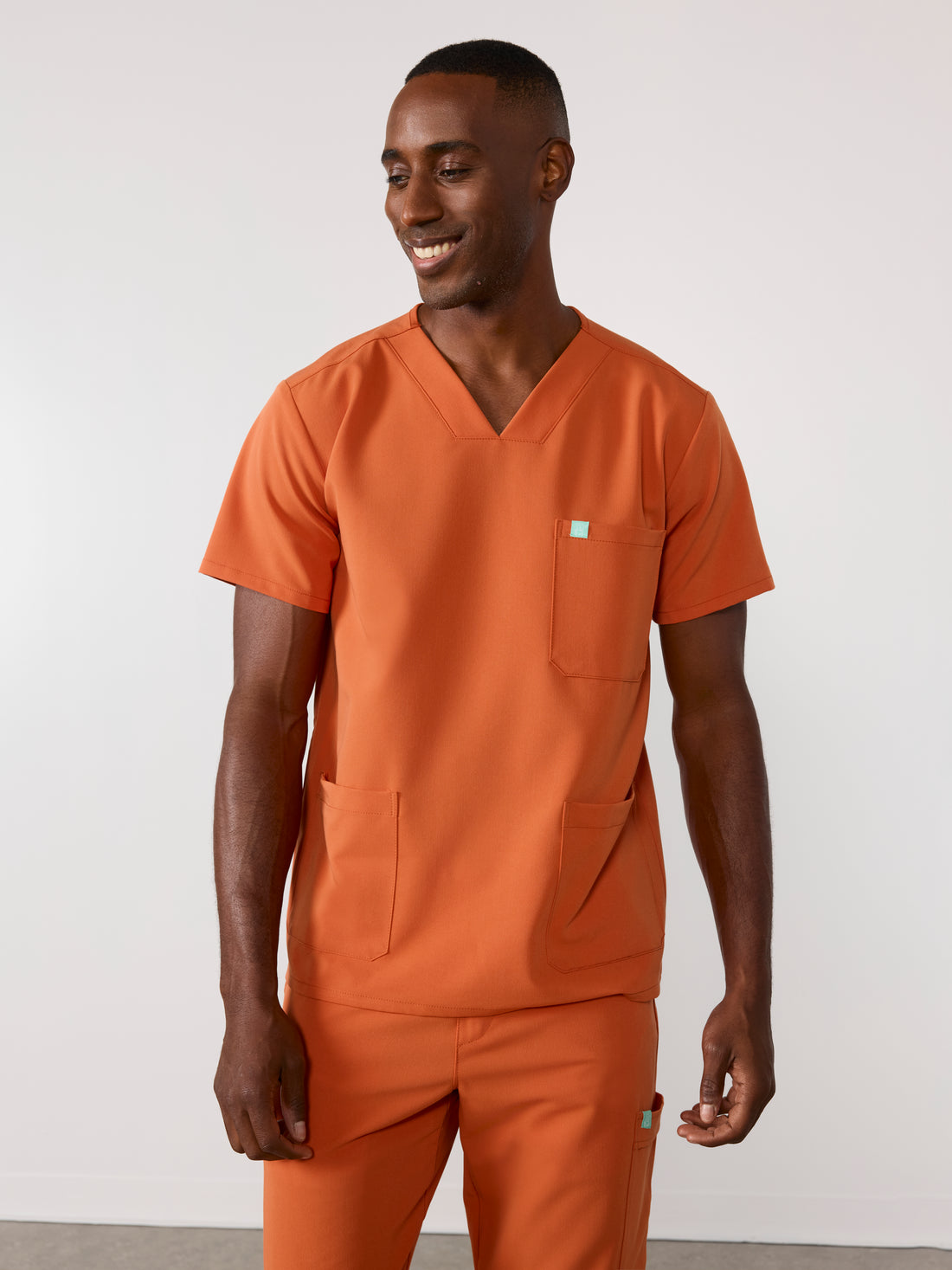 ZACK RE-GARDE™ - CRÈME BRÛLÉE - Three Pockets Men's Scrub Top - SILVADUR™
