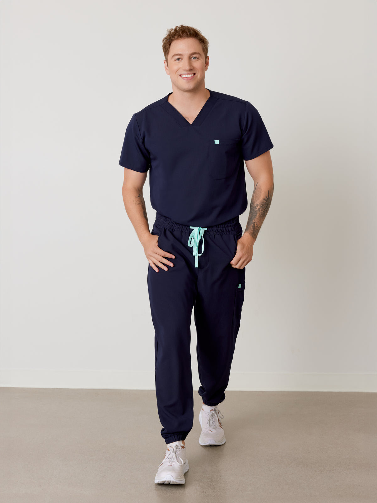 WILLIAM for Epiderma et Medicart - NAVY - Men's Jogger Pants - SILVADUR™