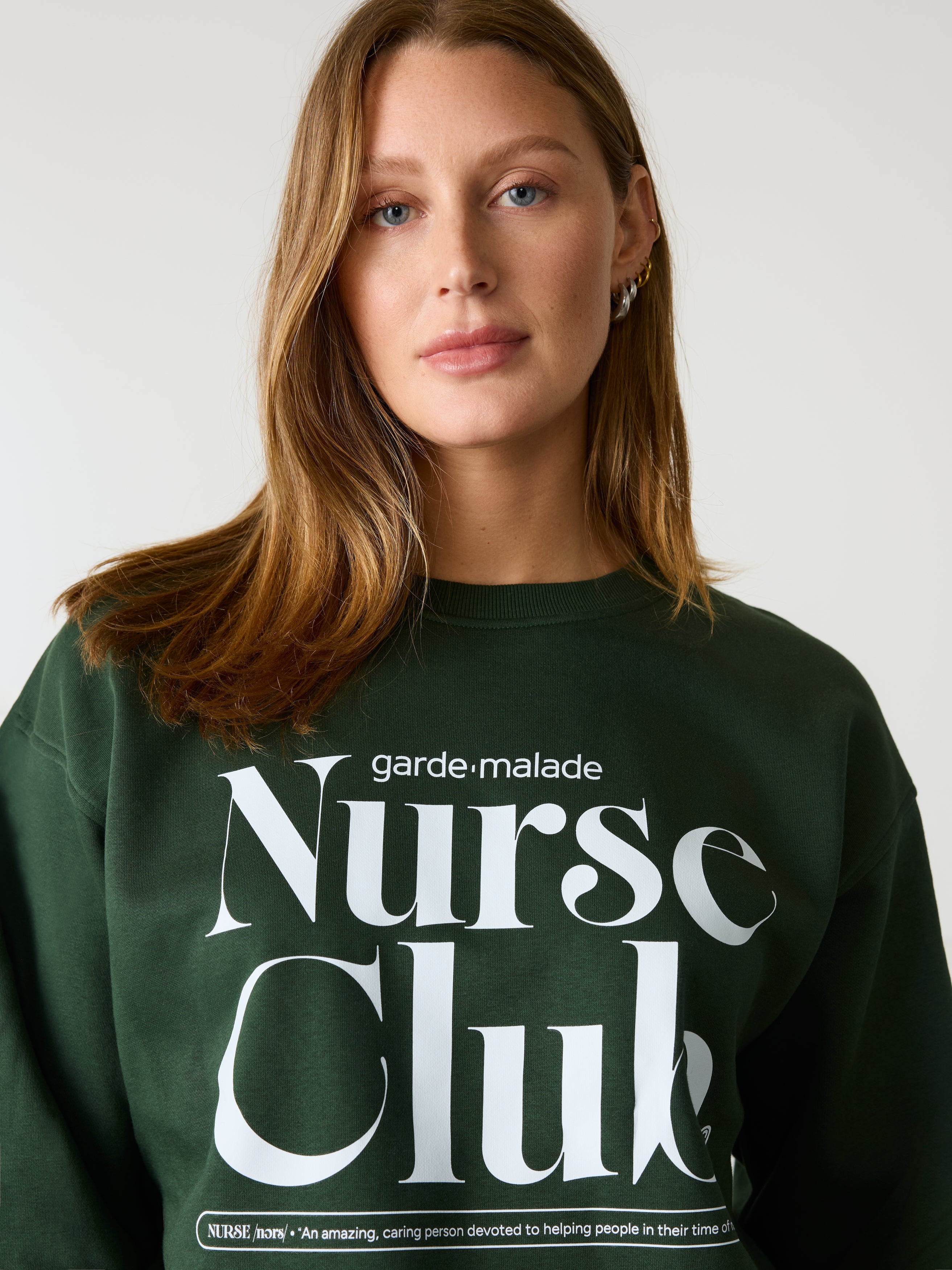 Nurse Club - Crewneck Green
