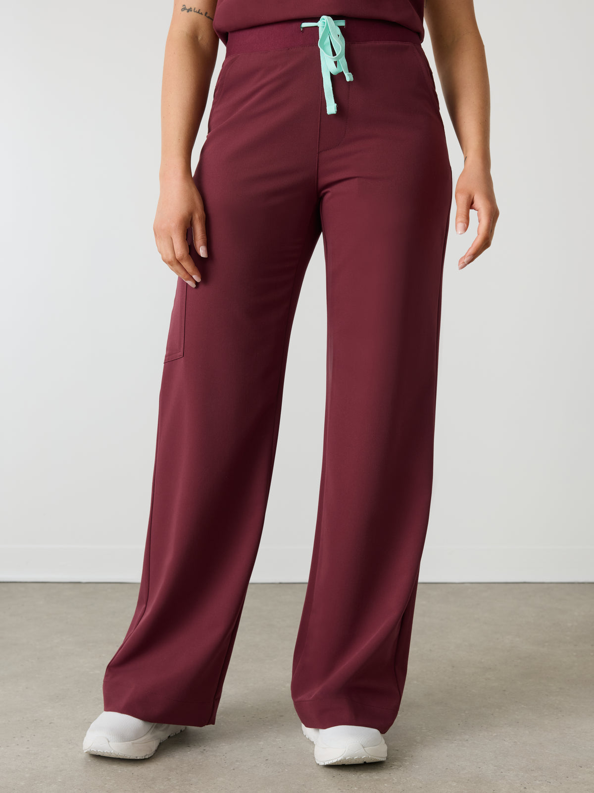 MILA for uOttawa - BURGUNDY - Wide Leg Scrub Pants - SILVADUR™