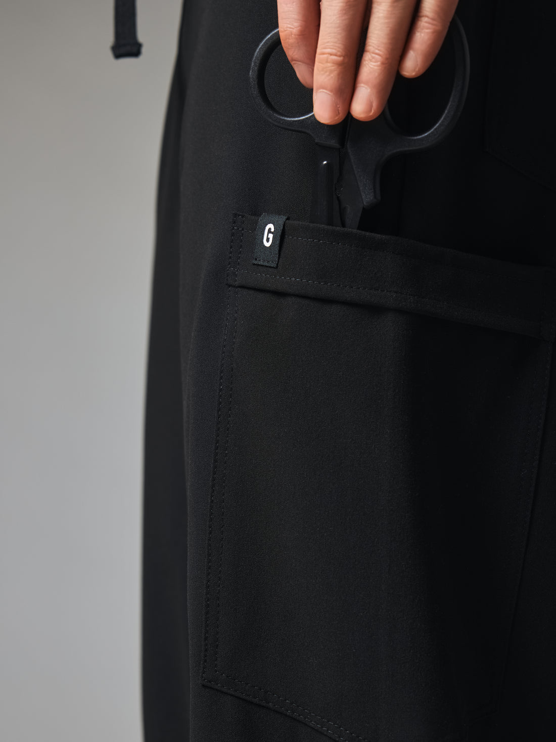 NATHAN for King Animal Hospital - BLACK - Six Pockets Men's Jogger Pants - SILVADUR™