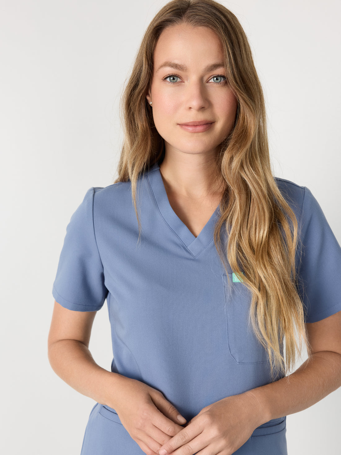 LIV RE-GARDE™ - BLUE HORIZON - Three Pockets Scrub Top - SILVADUR™