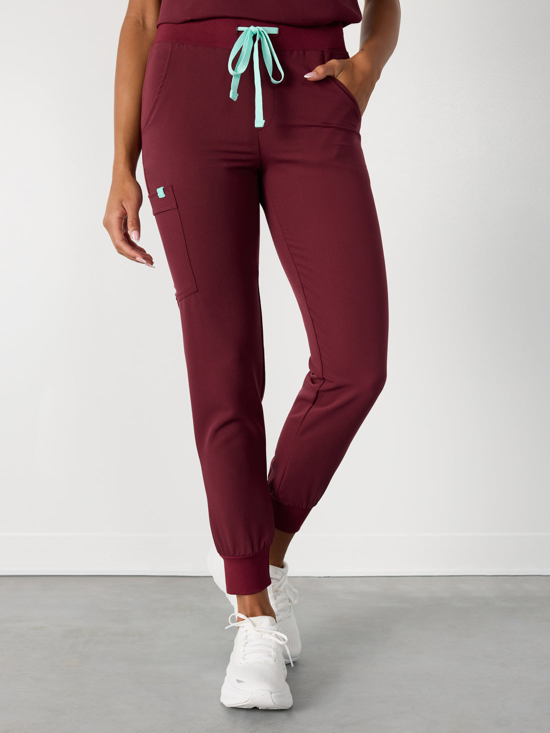 DEMI for uOttawa - BURGUNDY - Jogger Scrub Pants - SILVADUR™