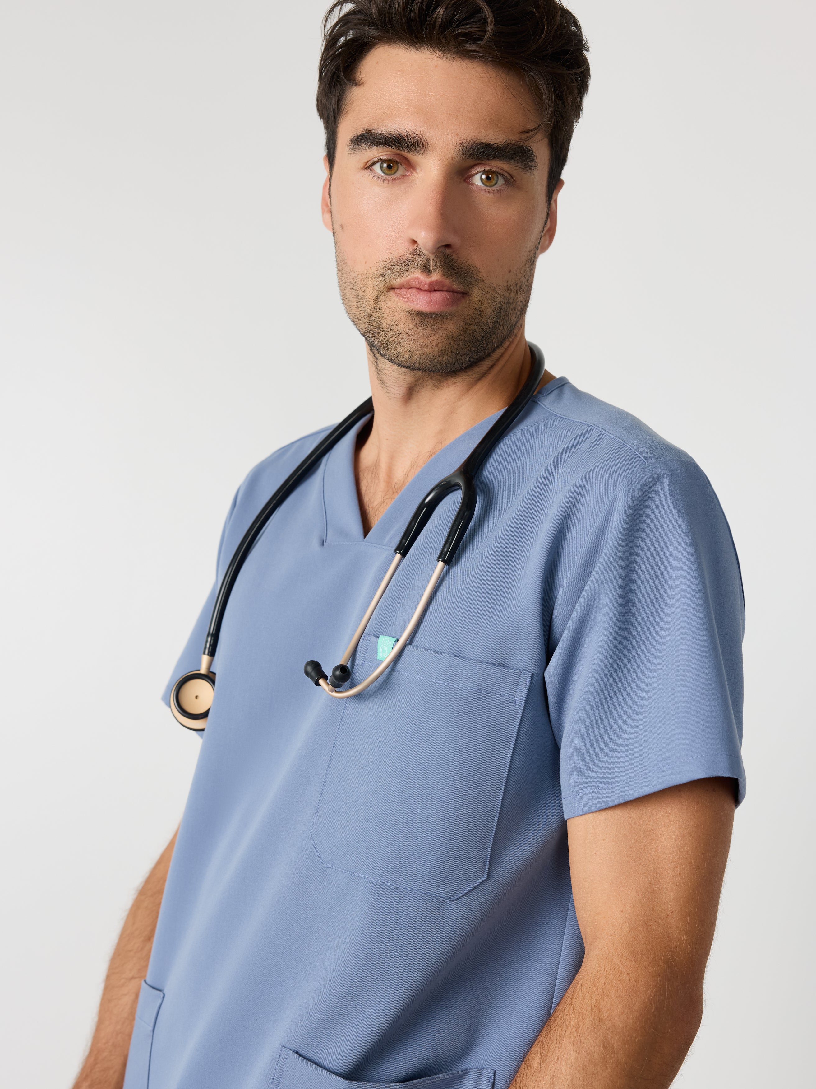 ZACK RE-GARDE™ - BLUE HORIZON - Three Pockets Men's Scrub Top - SILVADUR™