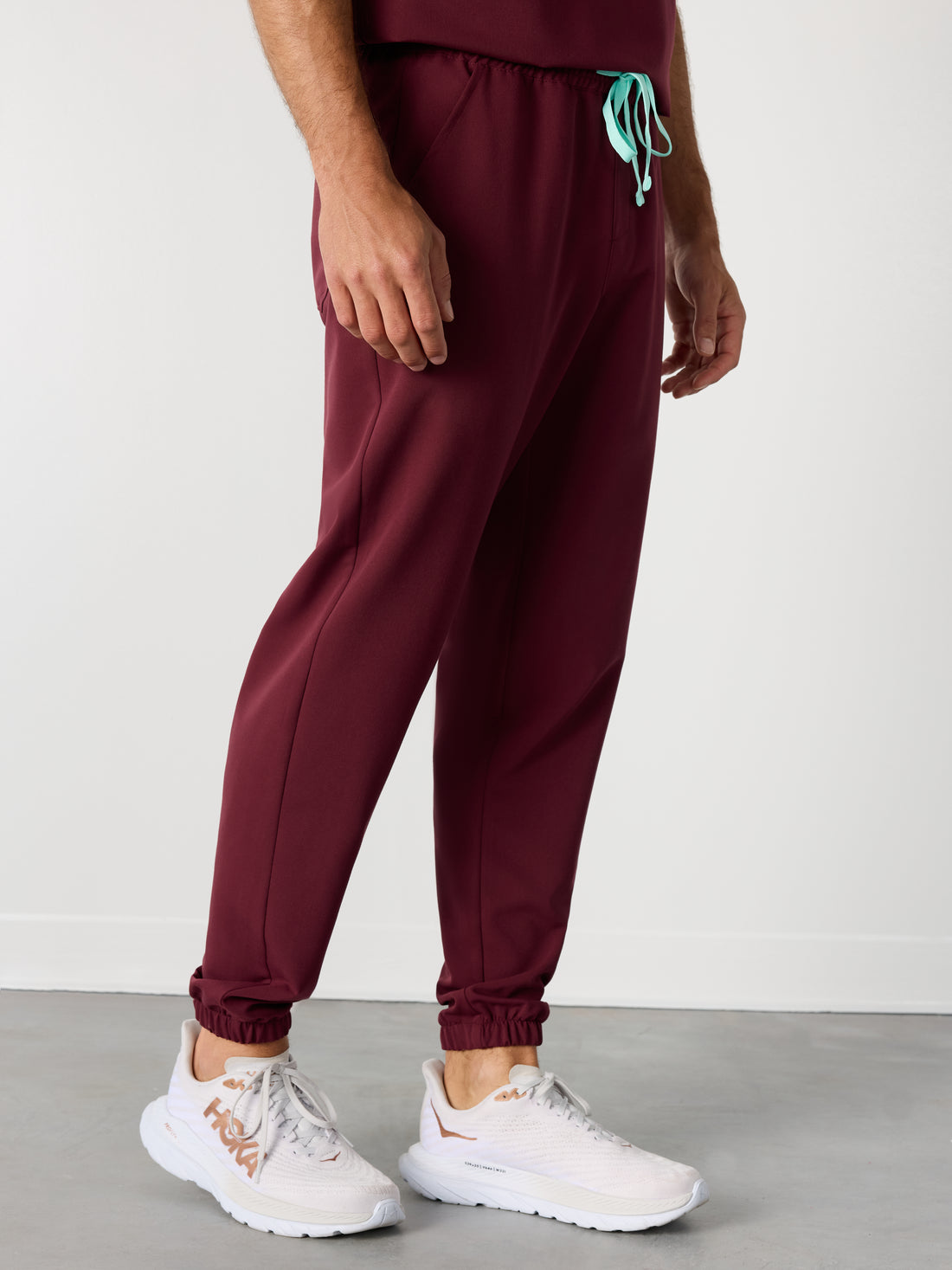 WILLIAM for uOttawa - BURGUNDY - Men's Jogger Pants - SILVADUR™