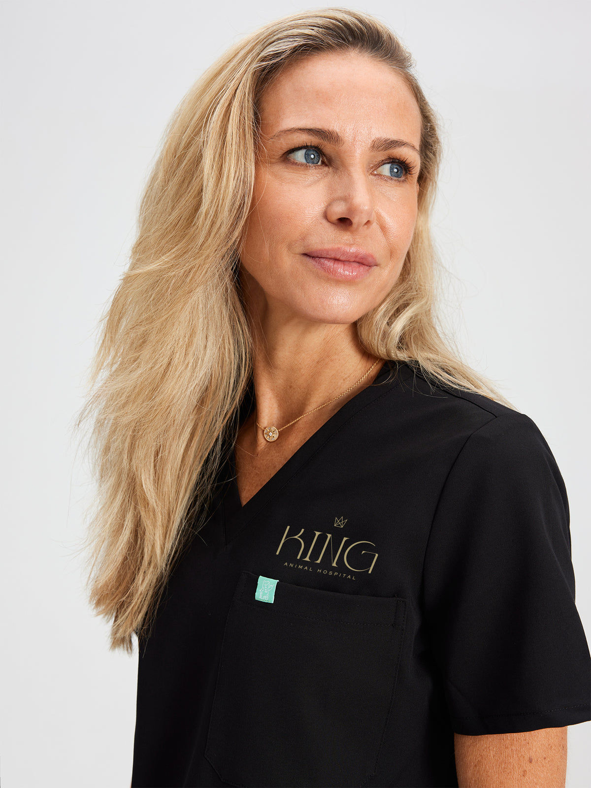 GABRIELLE With King Animal Hospital EMBROIDERY - BLACK - One Pocket Scrub Top - SILVADUR™