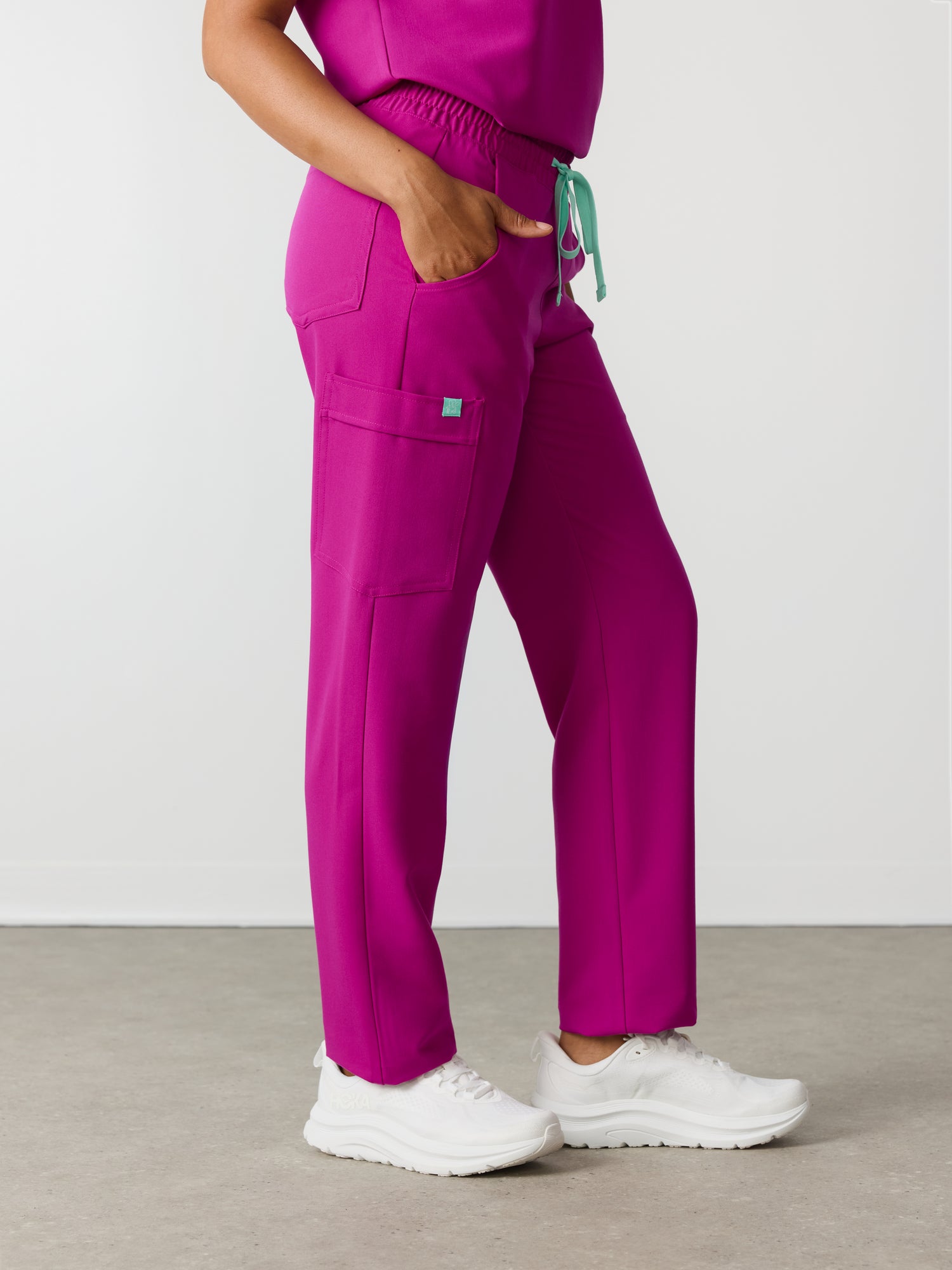 JULIETA RE-GARDE™ - MAGENTA - Pantalon Coupe Droite - SILVADUR™