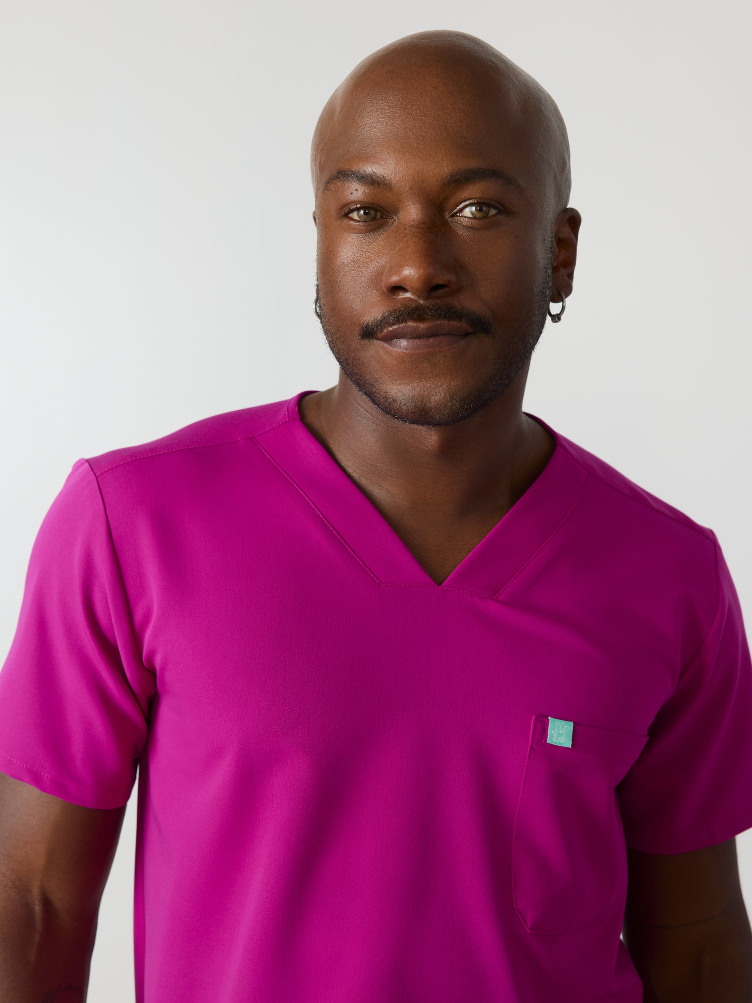 LOGAN RE-GARDE™ - MAGENTA - One Pocket Men's Scrub Top - SILVADUR™