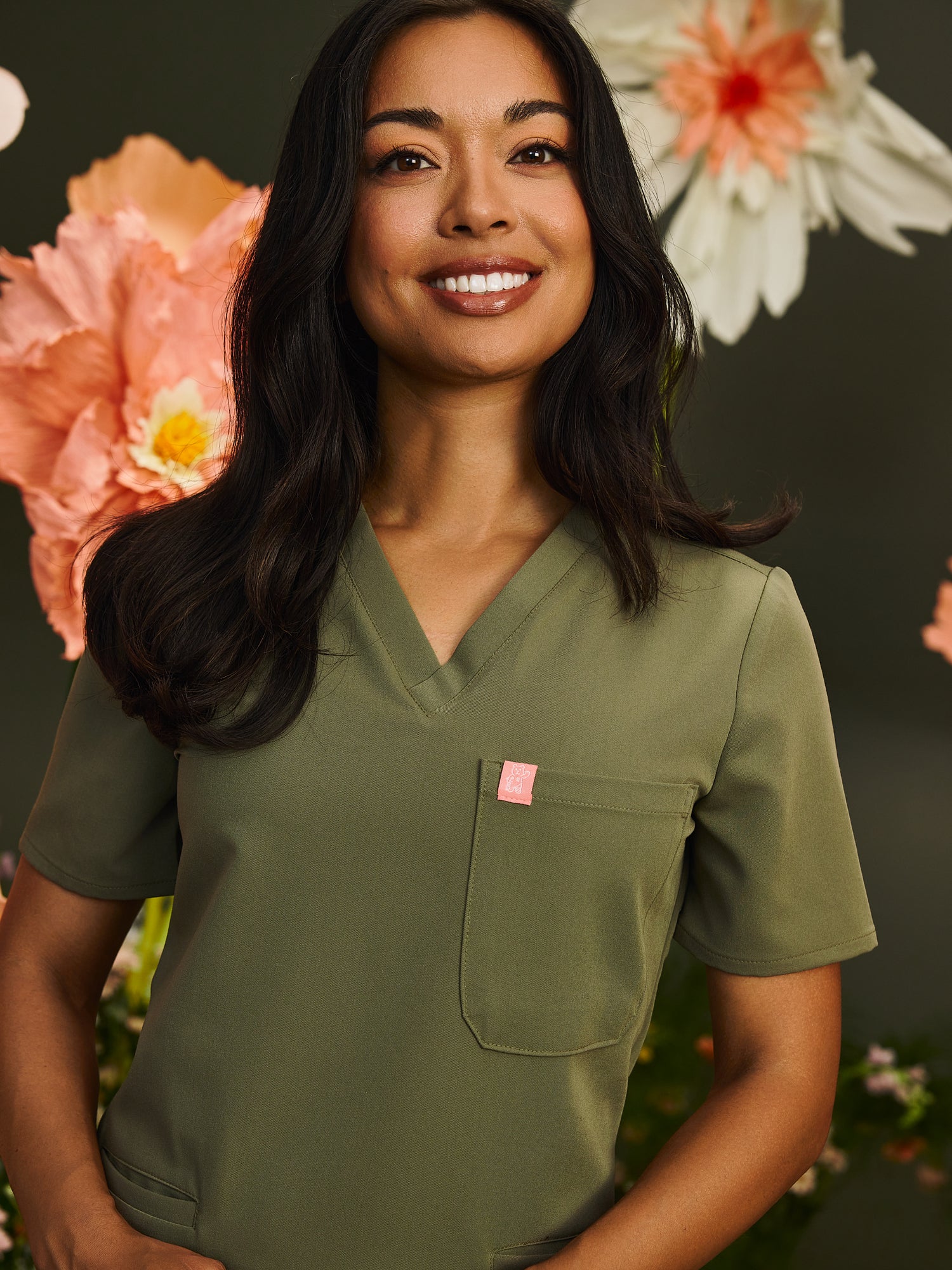 LIV RE-GARDE™ - OLIVE BLOOM - Three Pockets Scrub Top - SILVADUR™
