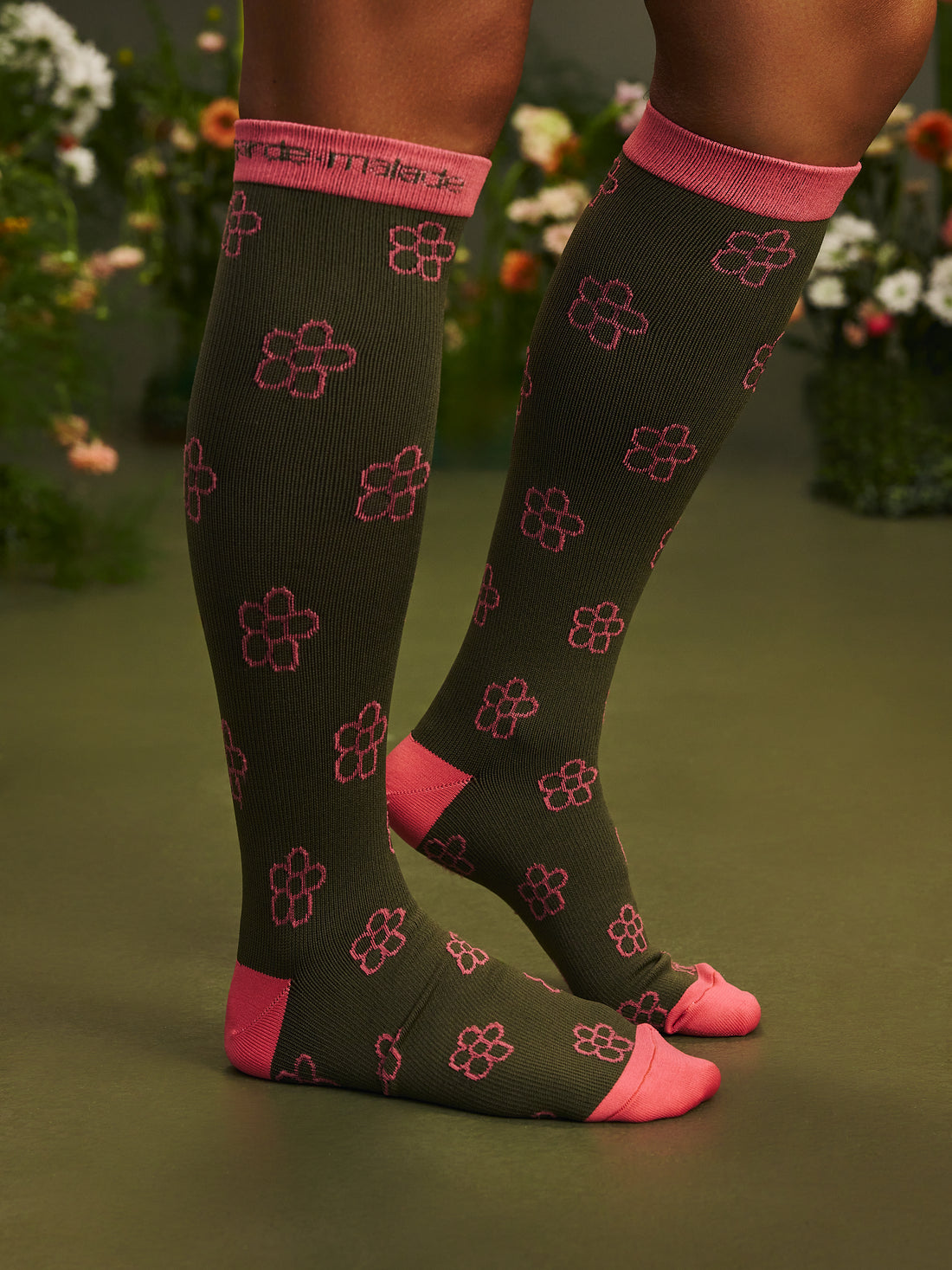 G-M x Anna The Nurse - Compression Socks - Daisies
