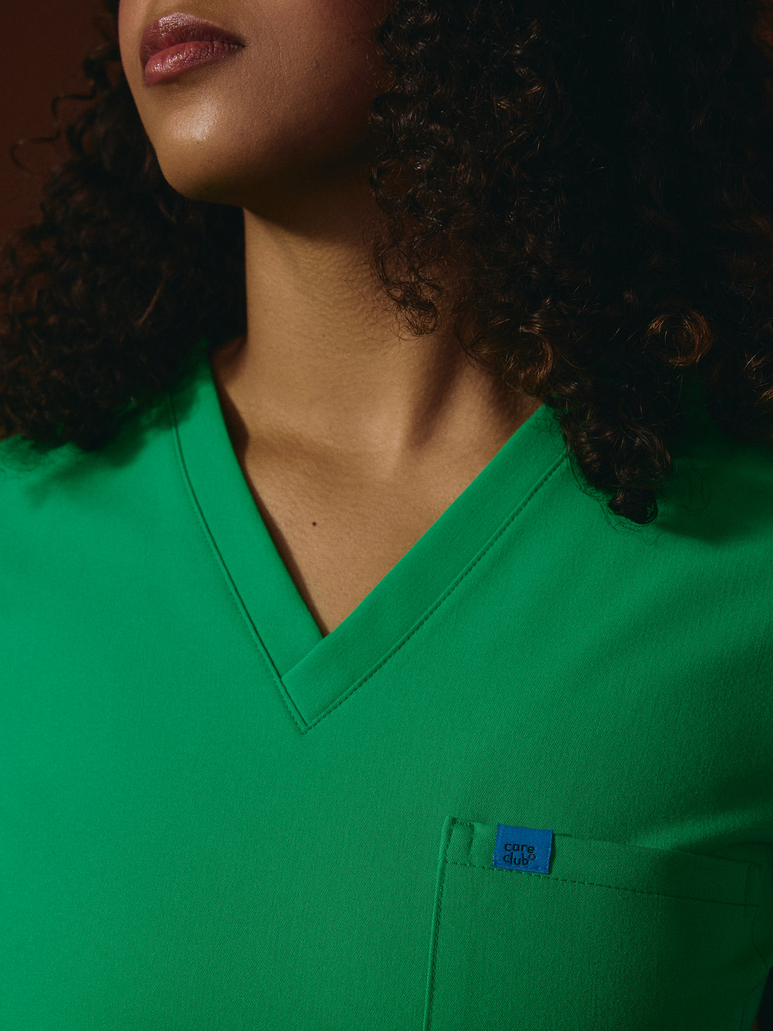 CHLOE RE-GARDE™ - G-M x PONY GREEN - Three Pockets Scrub Top - SILVADUR™
