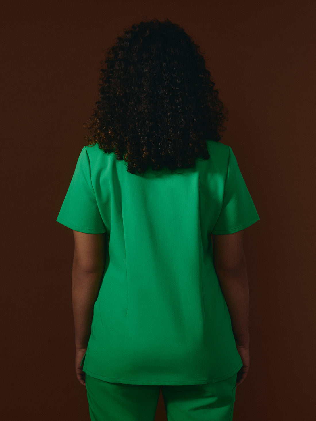 CHLOE RE-GARDE™ - G-M x PONY GREEN - Three Pockets Scrub Top - SILVADUR™