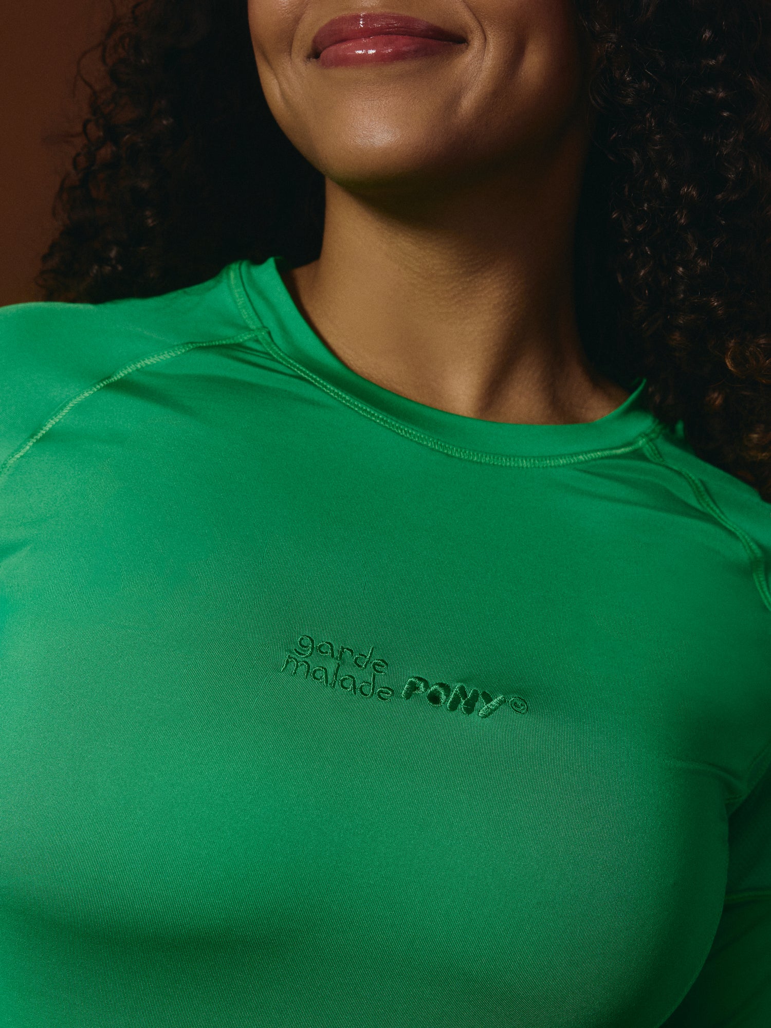 G-M x Pony - Chandail Underscrub Ultra-Performant - Vert - ''Care Club'' - Manches Longues Pour Femme