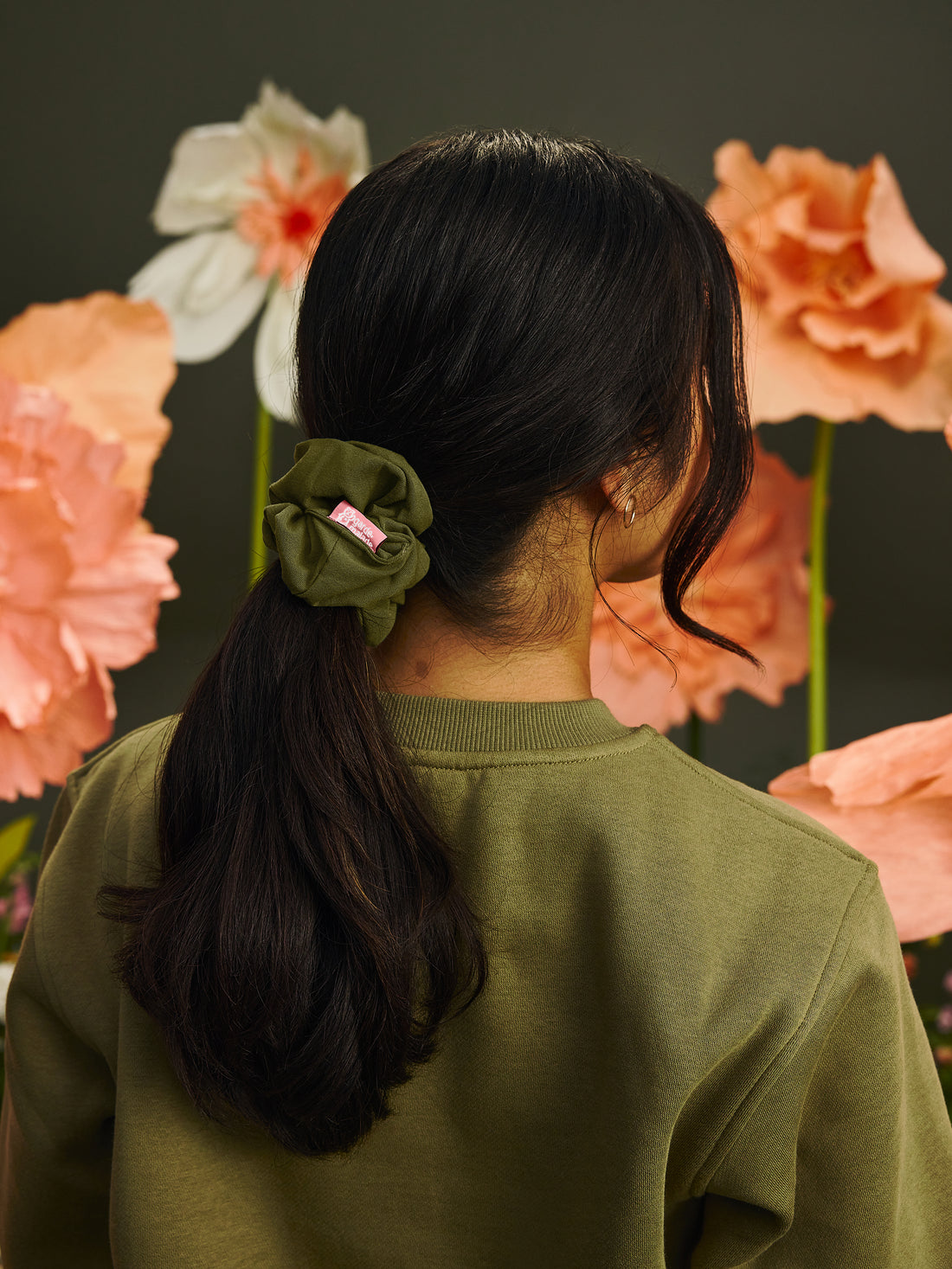 OLIVE BLOOM - Scrunchie
