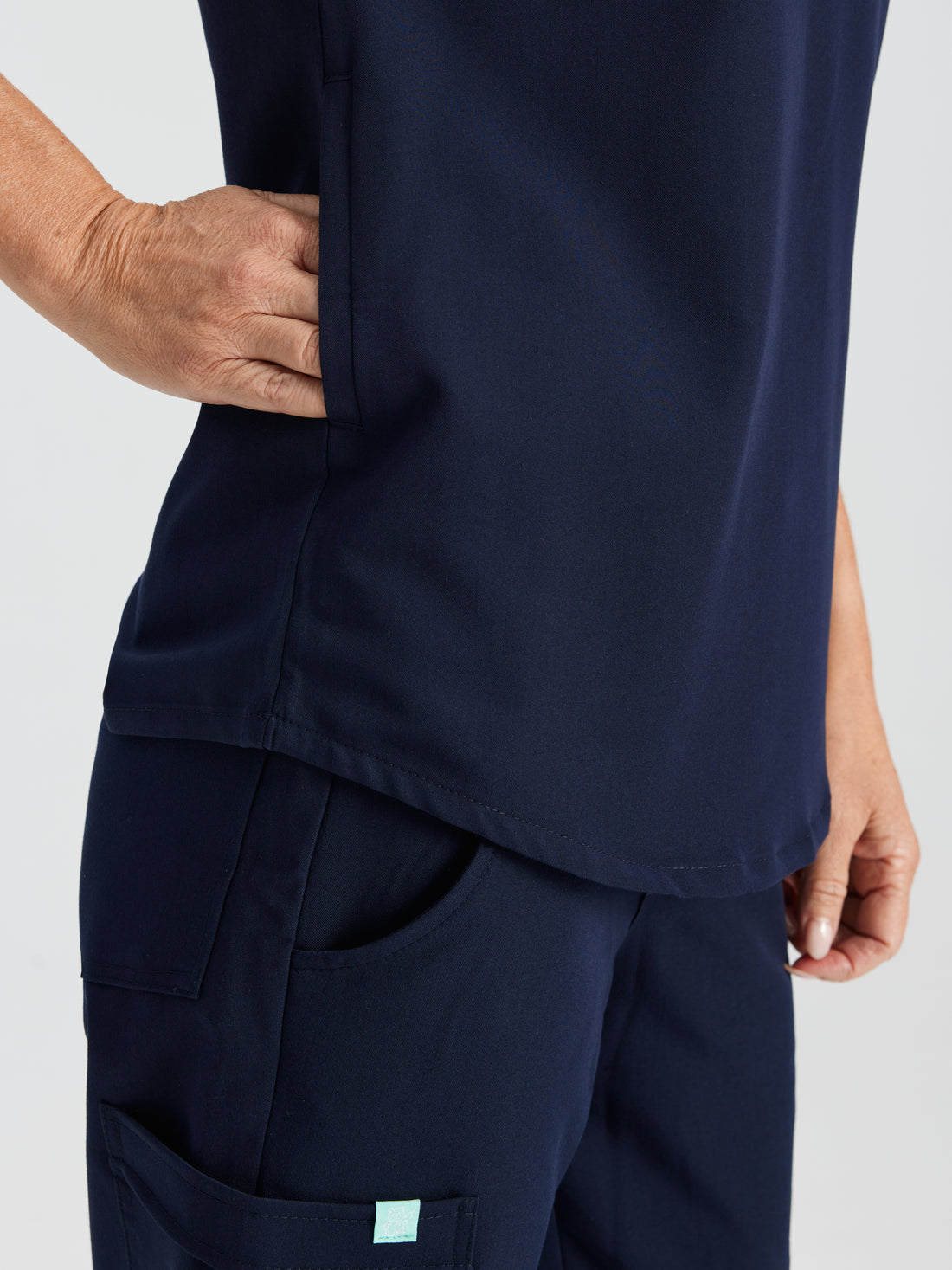 CHARLIE RE-GARDE™ - NAVY - Mandarine Collar Scrub Top - SILVADUR™